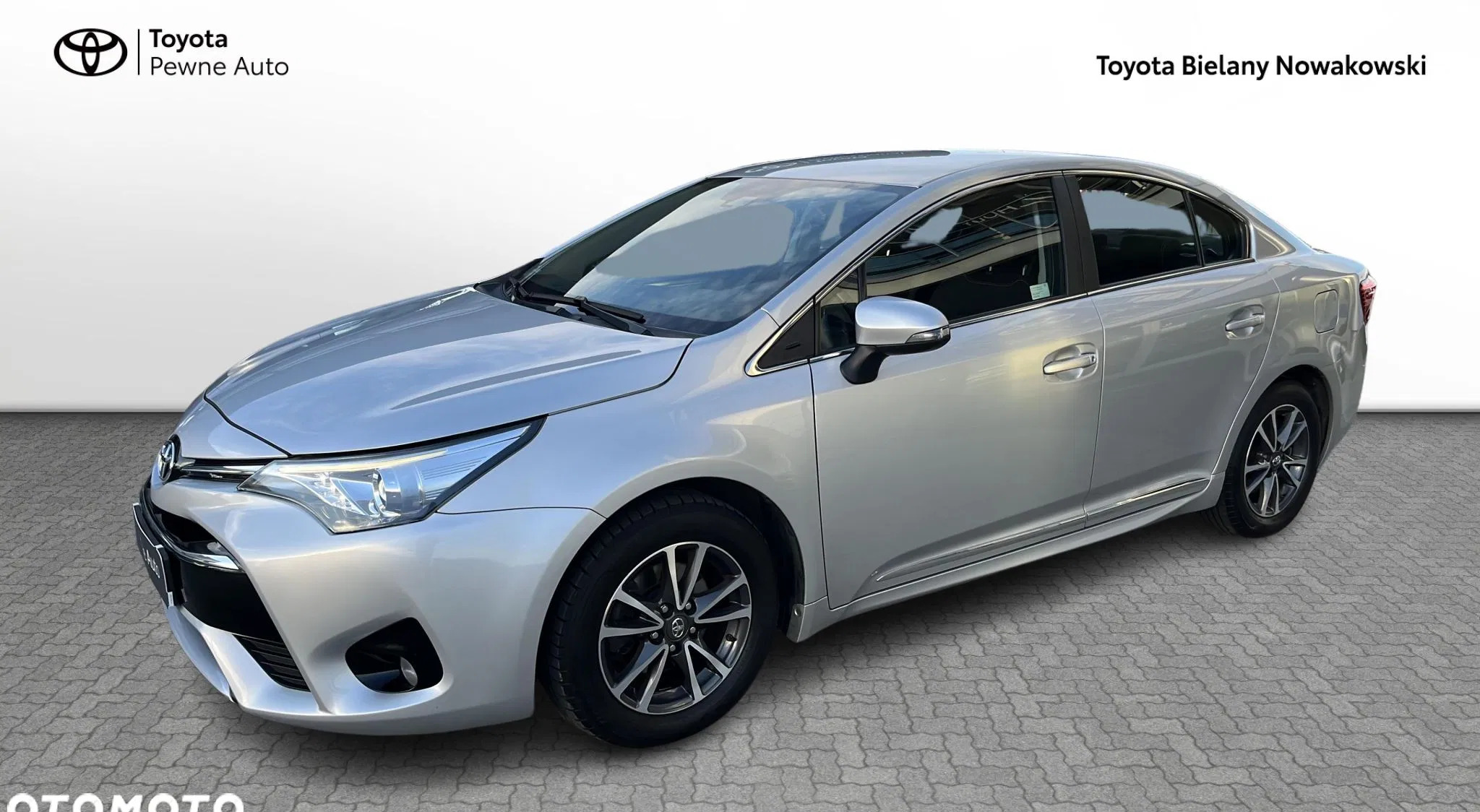 toyota avensis Toyota Avensis cena 76900 przebieg: 80475, rok produkcji 2017 z Muszyna